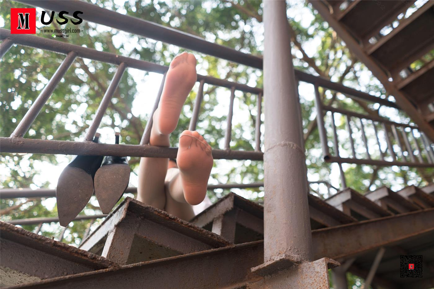 图片[99]-[MussGirl慕丝女郎]NO.112 楼梯秀[119P] – 速更版-美库
