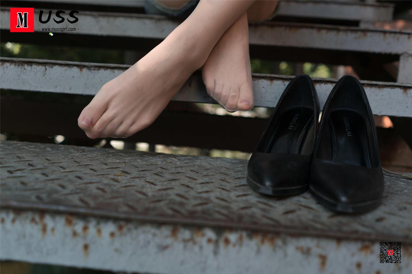 图片[114]-[MussGirl慕丝女郎]NO.112 楼梯秀[119P] – 速更版-美库