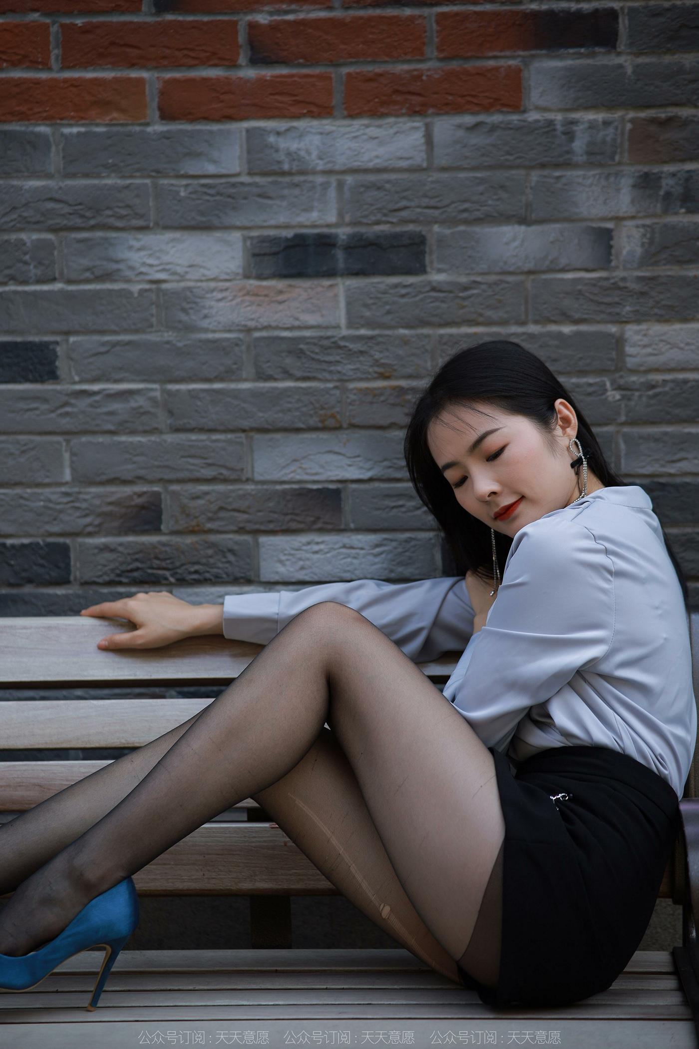 图片[26]-[IESS异思趣向] 2022.05.19 丝享家1093：小金《阳光下的嘿丝》[75P] – 速更版-美库