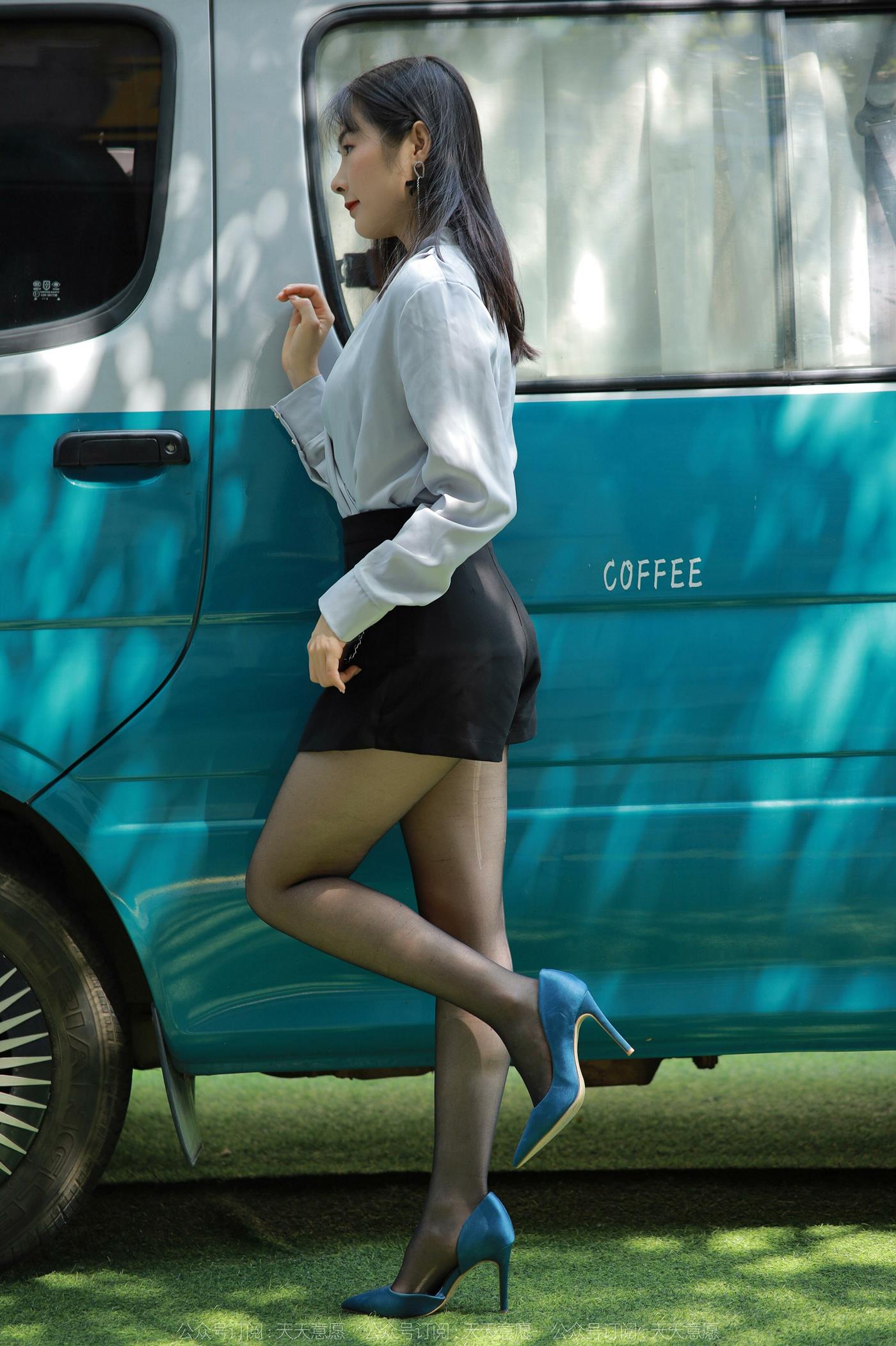 图片[74]-[IESS异思趣向] 2022.05.19 丝享家1093：小金《阳光下的嘿丝》[75P] – 速更版-美库