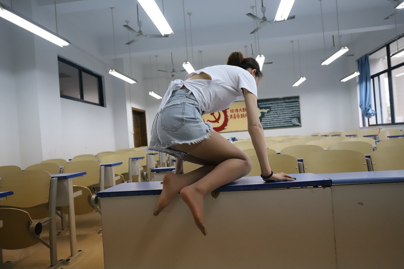 图片[35]-大西瓜爱牙膏-2019 8月活动 模特2（二） 热裤肉丝 (1) [75P] – 速更版-美库