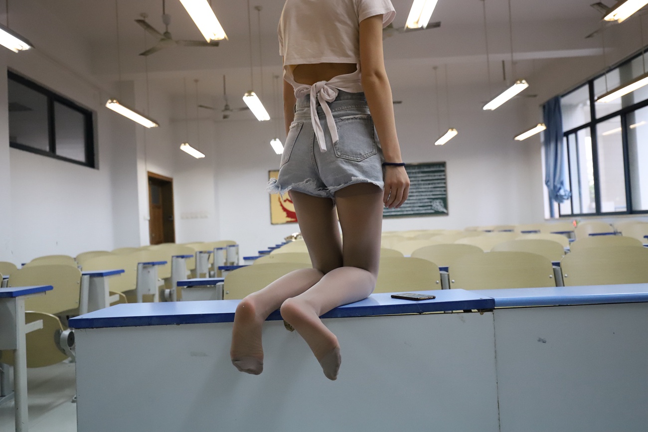 图片[38]-大西瓜爱牙膏-2019 8月活动 模特2（二） 热裤肉丝 (1) [75P] – 速更版-美库