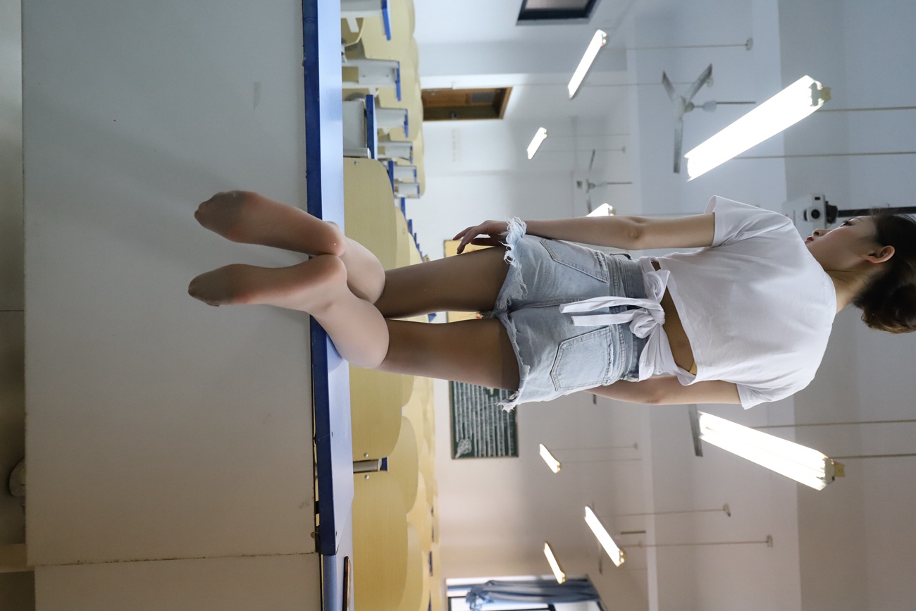 图片[42]-大西瓜爱牙膏-2019 8月活动 模特2（二） 热裤肉丝 (1) [75P] – 速更版-美库