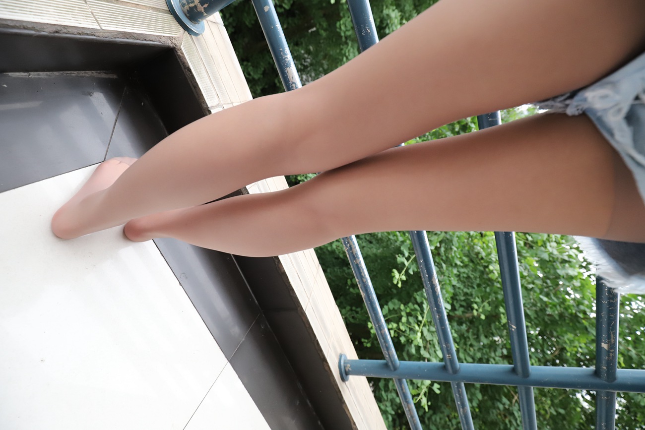 图片[62]-大西瓜爱牙膏-2019 8月活动 模特2（二） 热裤肉丝 (1) [75P] – 速更版-美库