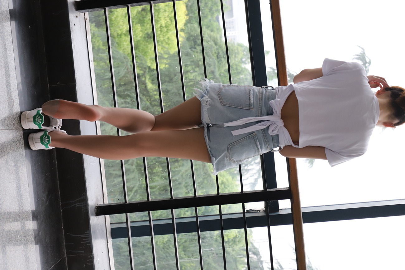 图片[35]-大西瓜爱牙膏-2019 8月活动 模特2（二） 热裤肉丝 (4) [75P] – 速更版-美库