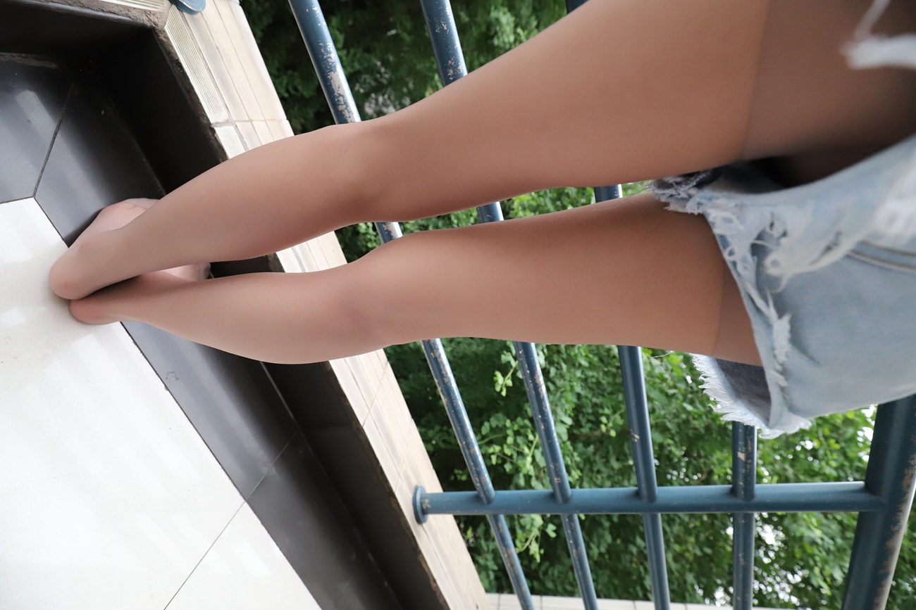 图片[76]-大西瓜爱牙膏-2019 8月活动 模特2（二） 热裤肉丝 (1) [75P] – 速更版-美库