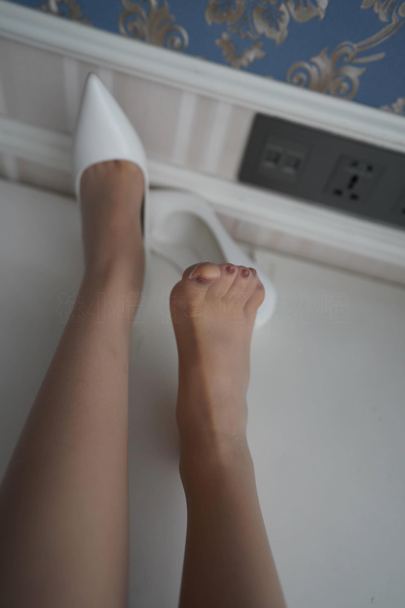 图片[10]-[KittyWawa袜小喵] KT307 花里胡哨·袜小喵穿搭 [56P] – 速更版-美库