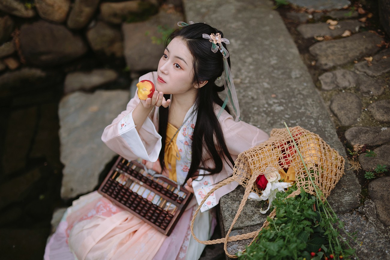 图片[10]-[YITUYU艺图语] 2022.01.07 卖花姑娘 陶然 [25P] – 速更版-美库