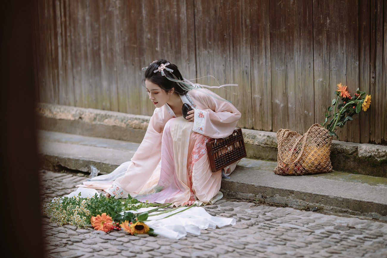 图片[22]-[YITUYU艺图语] 2022.01.07 卖花姑娘 陶然 [25P] – 速更版-美库