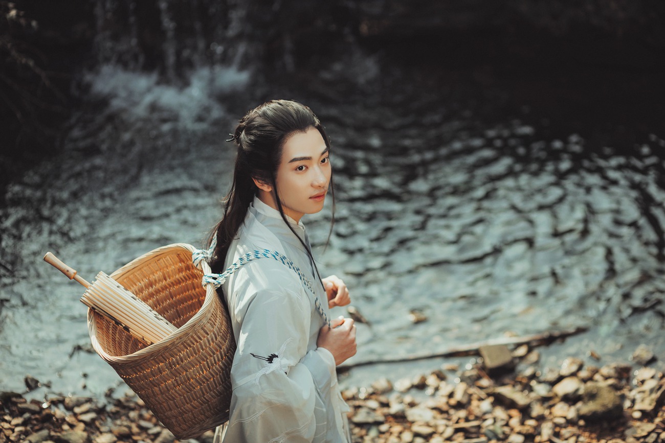 图片[17]-[YITUYU艺图语] 2022.01.11 山中饮 敬贤 [25P] – 速更版-美库