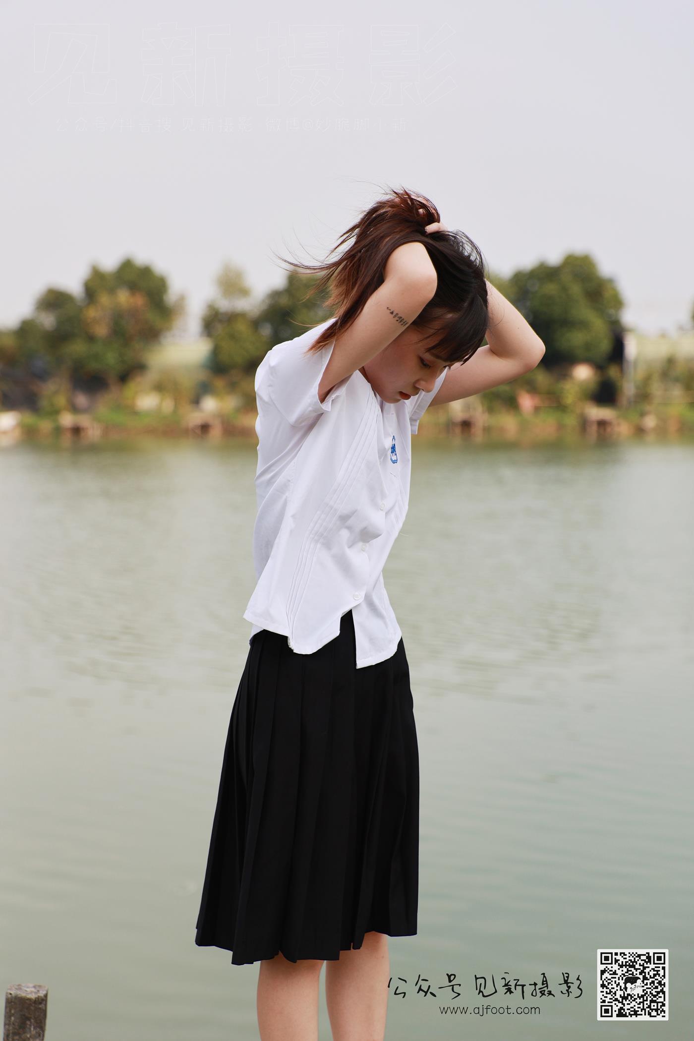 图片[18]-[见新摄影]NO.010 附中 潇潇（20岁 校园少女风 椰子鞋）[112P] – 速更版-美库