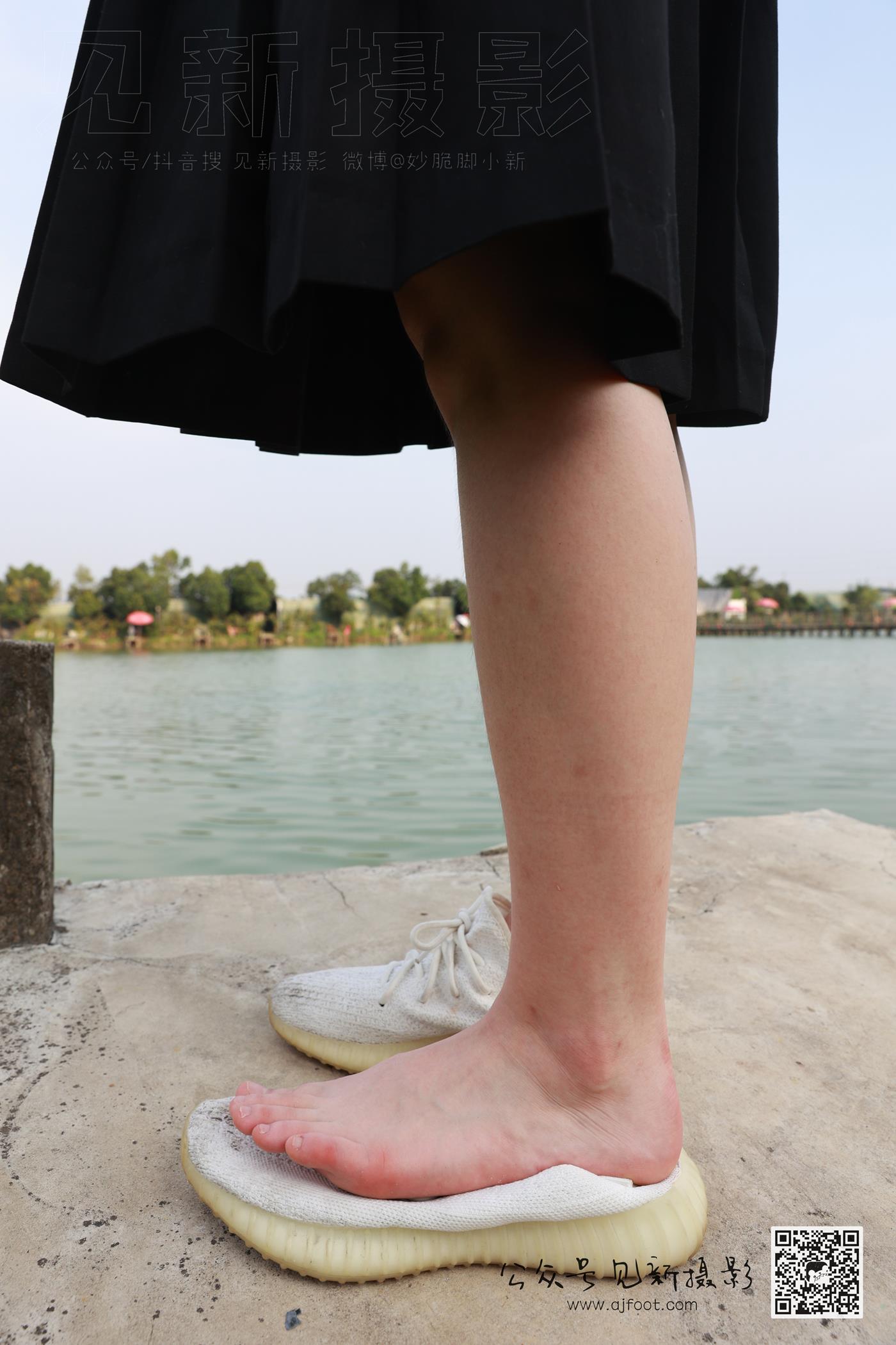 图片[27]-[见新摄影]NO.010 附中 潇潇（20岁 校园少女风 椰子鞋）[112P] – 速更版-美库