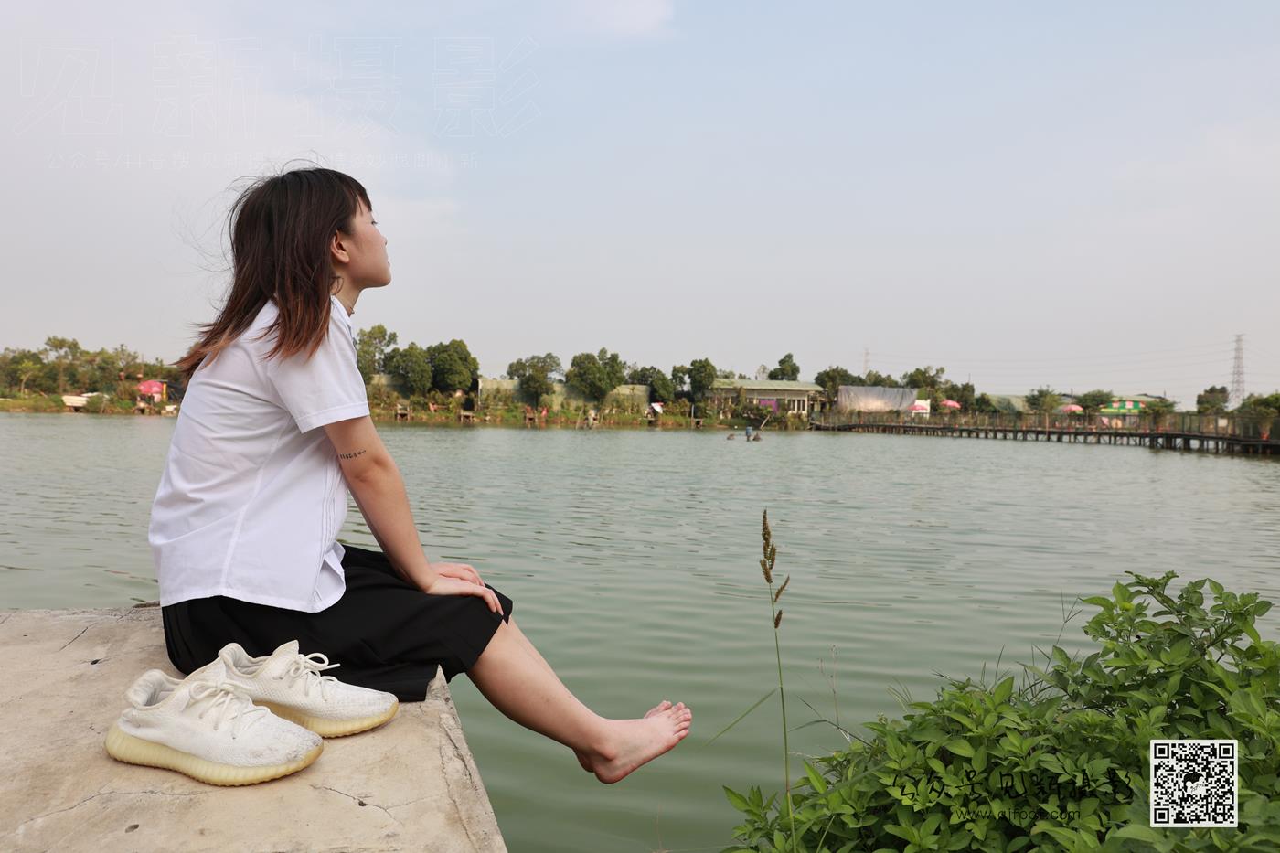 图片[33]-[见新摄影]NO.010 附中 潇潇（20岁 校园少女风 椰子鞋）[112P] – 速更版-美库