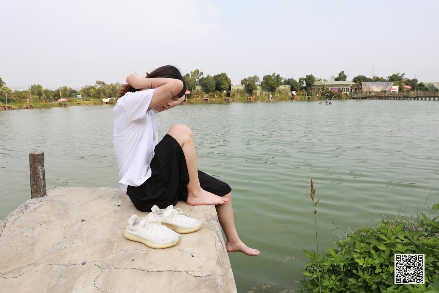 图片[34]-[见新摄影]NO.010 附中 潇潇（20岁 校园少女风 椰子鞋）[112P] – 速更版-美库