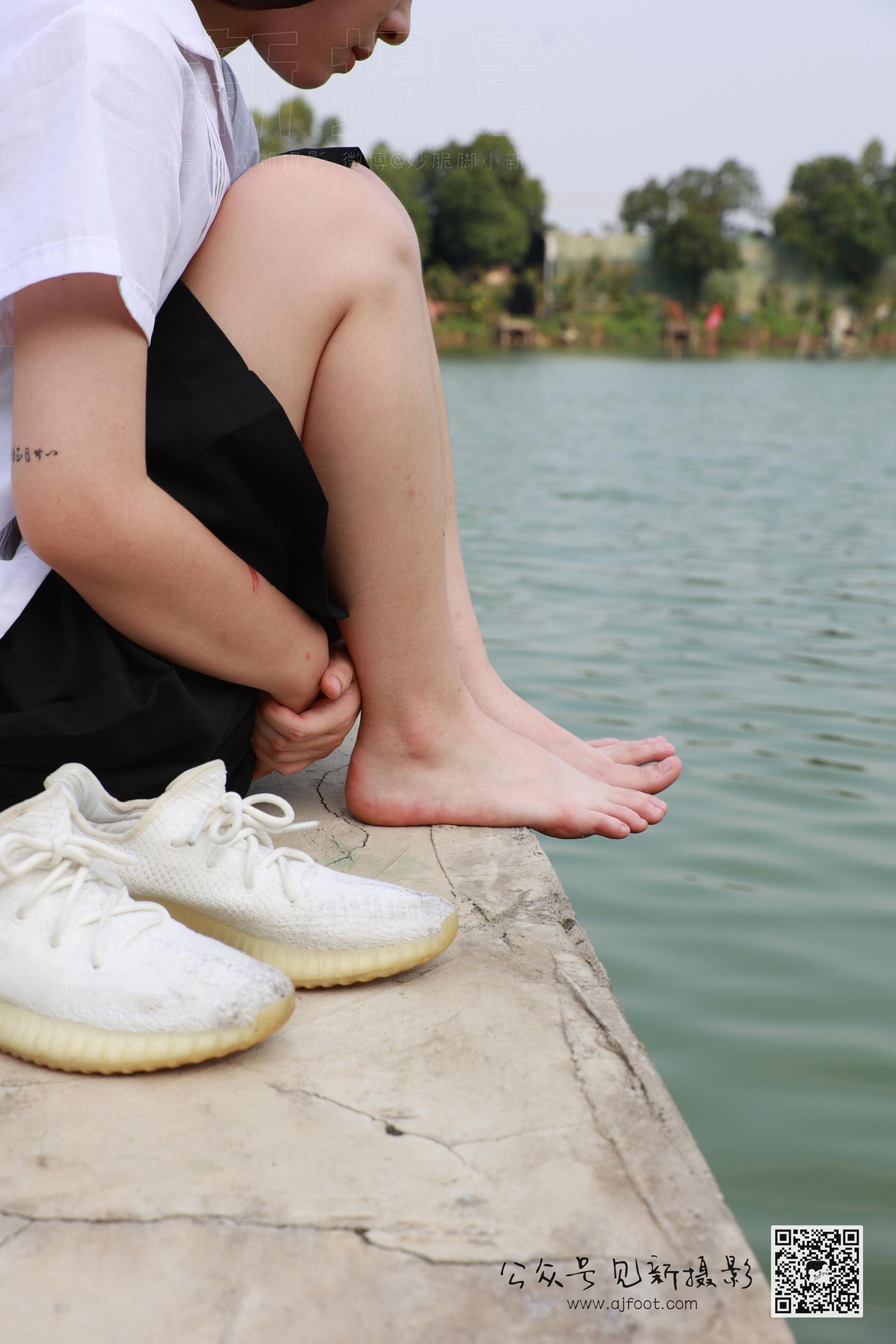 图片[36]-[见新摄影]NO.010 附中 潇潇（20岁 校园少女风 椰子鞋）[112P] – 速更版-美库