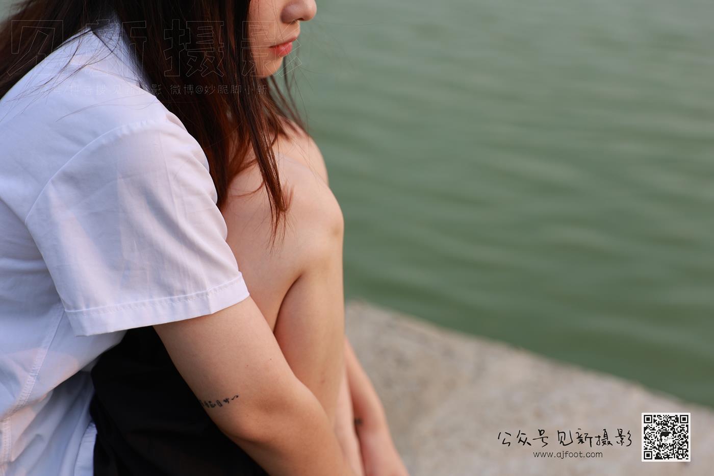 图片[97]-[见新摄影]NO.010 附中 潇潇（20岁 校园少女风 椰子鞋）[112P] – 速更版-美库