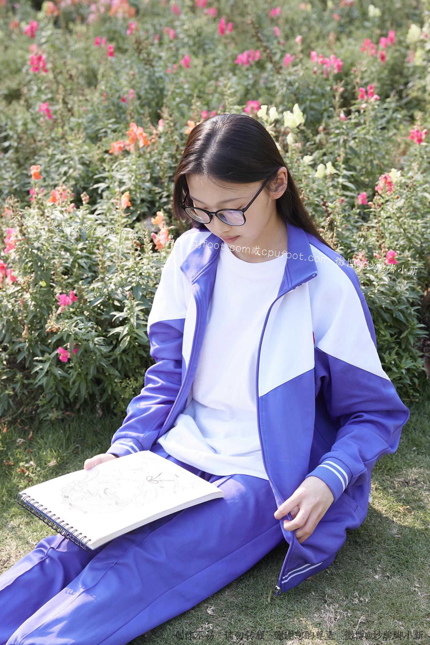 图片[46]-[见新摄影]NO.011 梦回学生时代 公园校服棉袜裸足[295P – 速更版-美库