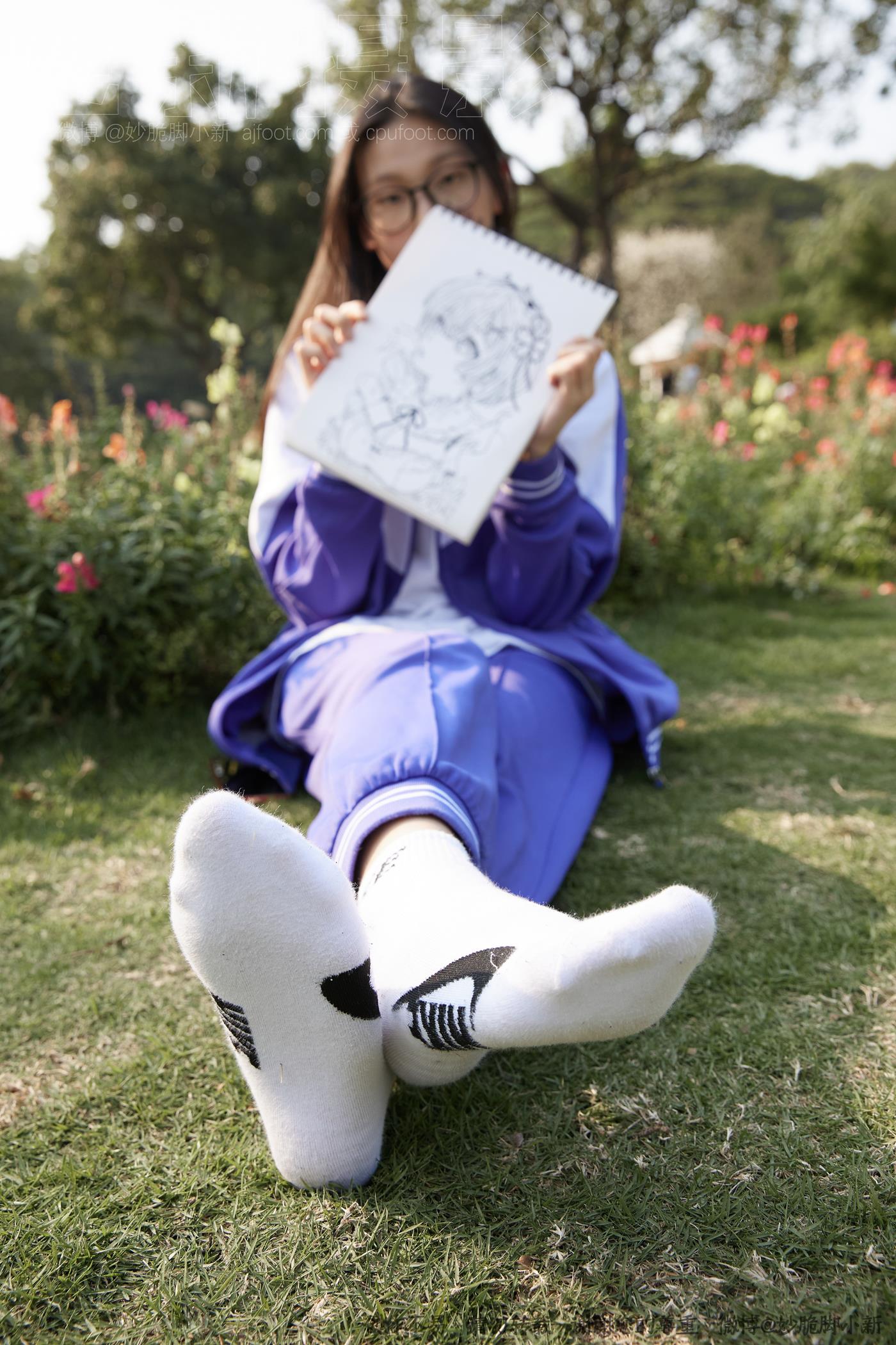 图片[50]-[见新摄影]NO.011 梦回学生时代 公园校服棉袜裸足[295P – 速更版-美库