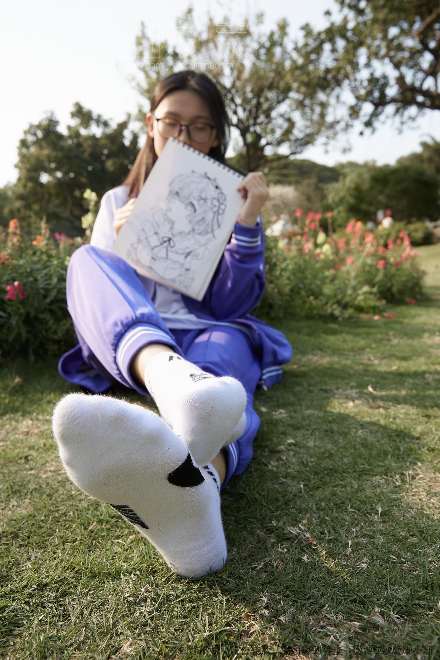 图片[54]-[见新摄影]NO.011 梦回学生时代 公园校服棉袜裸足[295P – 速更版-美库