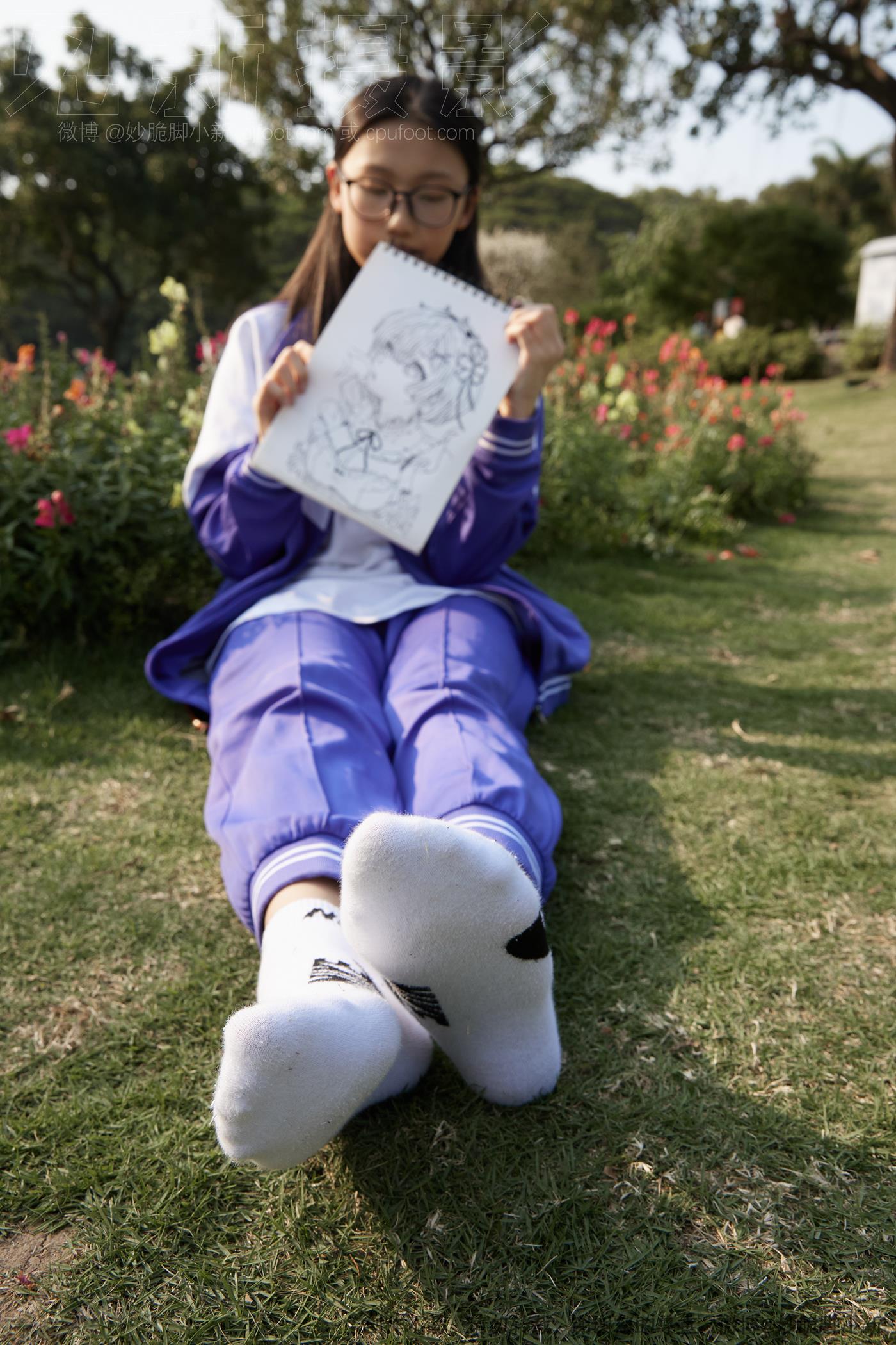 图片[55]-[见新摄影]NO.011 梦回学生时代 公园校服棉袜裸足[295P – 速更版-美库