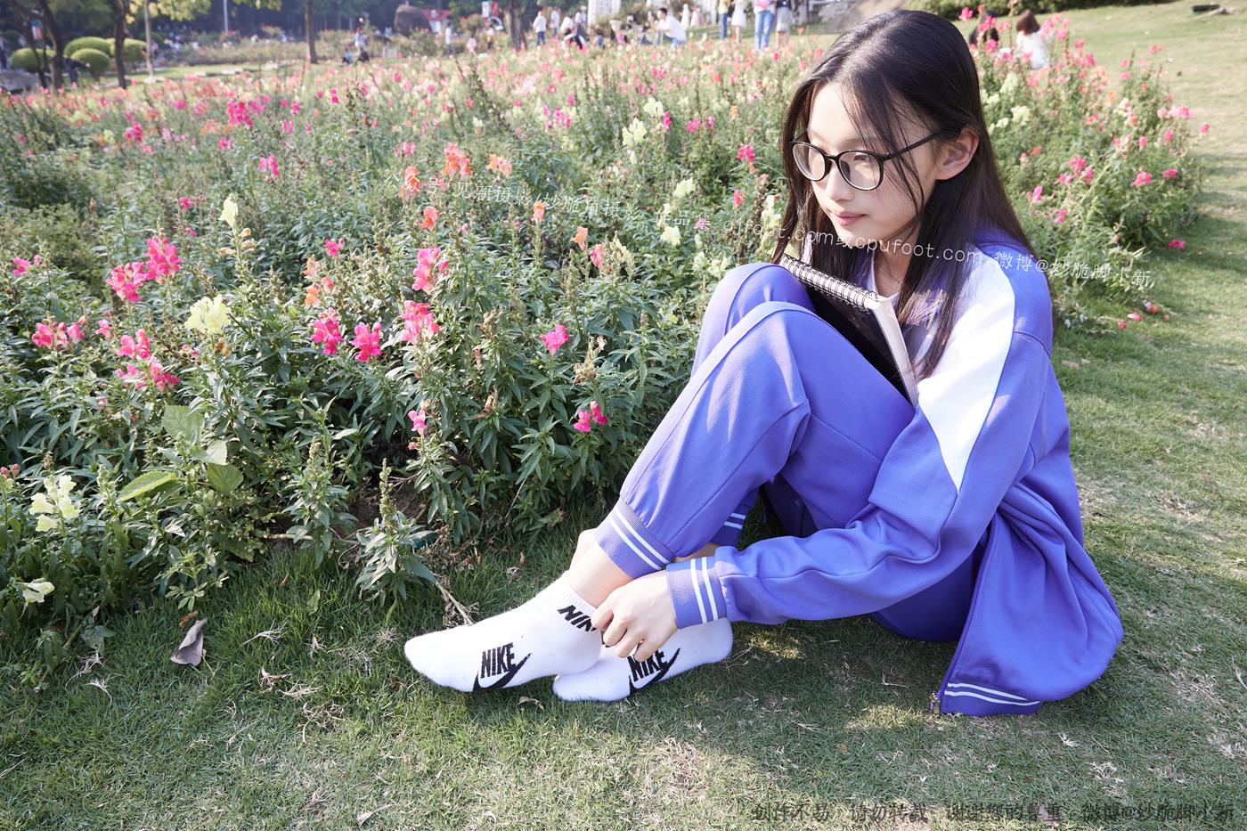 图片[58]-[见新摄影]NO.011 梦回学生时代 公园校服棉袜裸足[295P – 速更版-美库