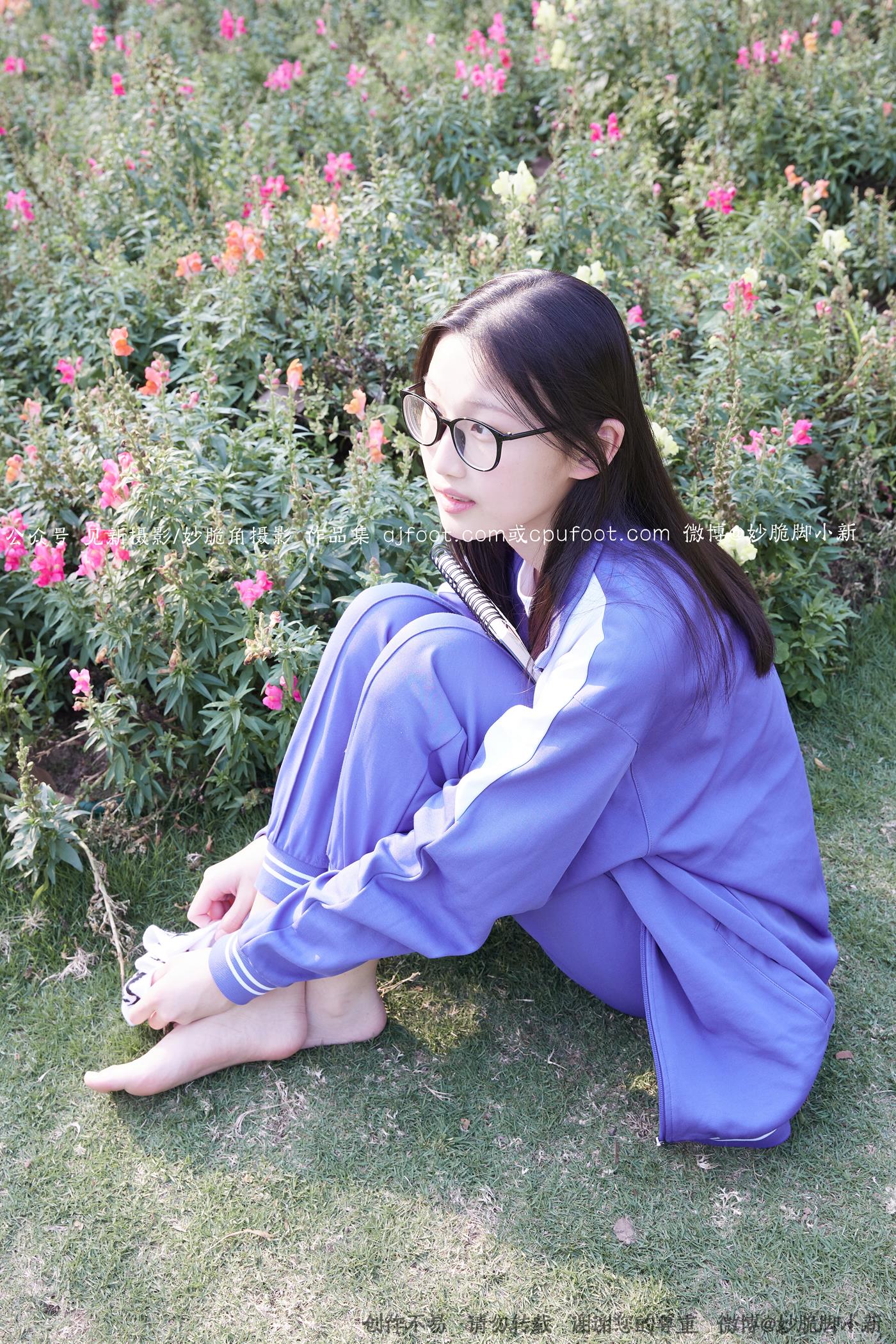 图片[79]-[见新摄影]NO.011 梦回学生时代 公园校服棉袜裸足[295P – 速更版-美库