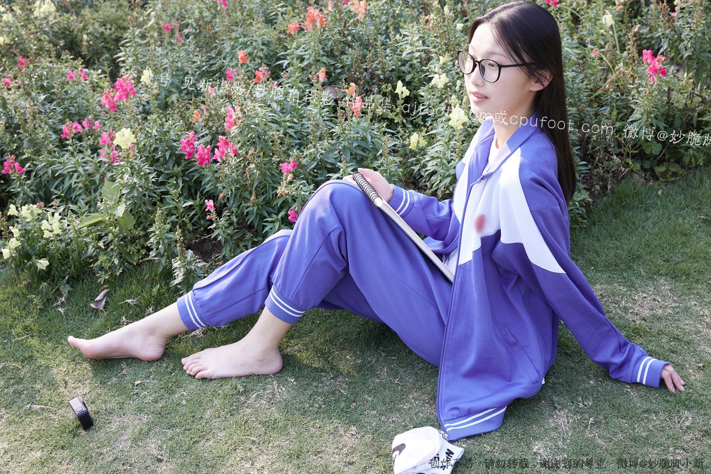 图片[82]-[见新摄影]NO.011 梦回学生时代 公园校服棉袜裸足[295P – 速更版-美库