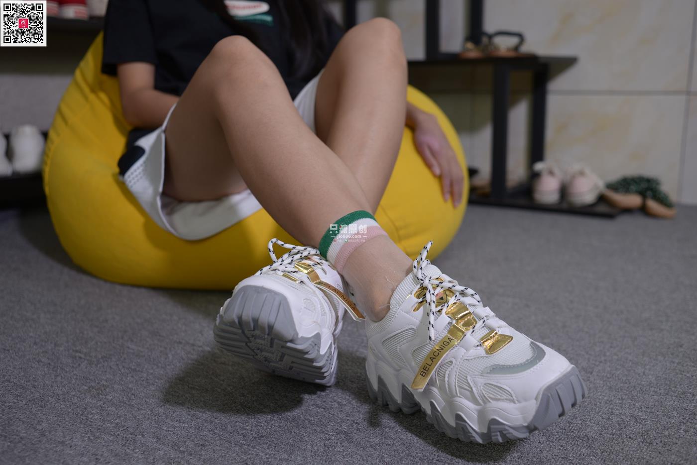 图片[23]-[只糖原创]NO.571 小米酱 想借你心头的月亮乘进一片浪漫[149P] – 速更版-美库