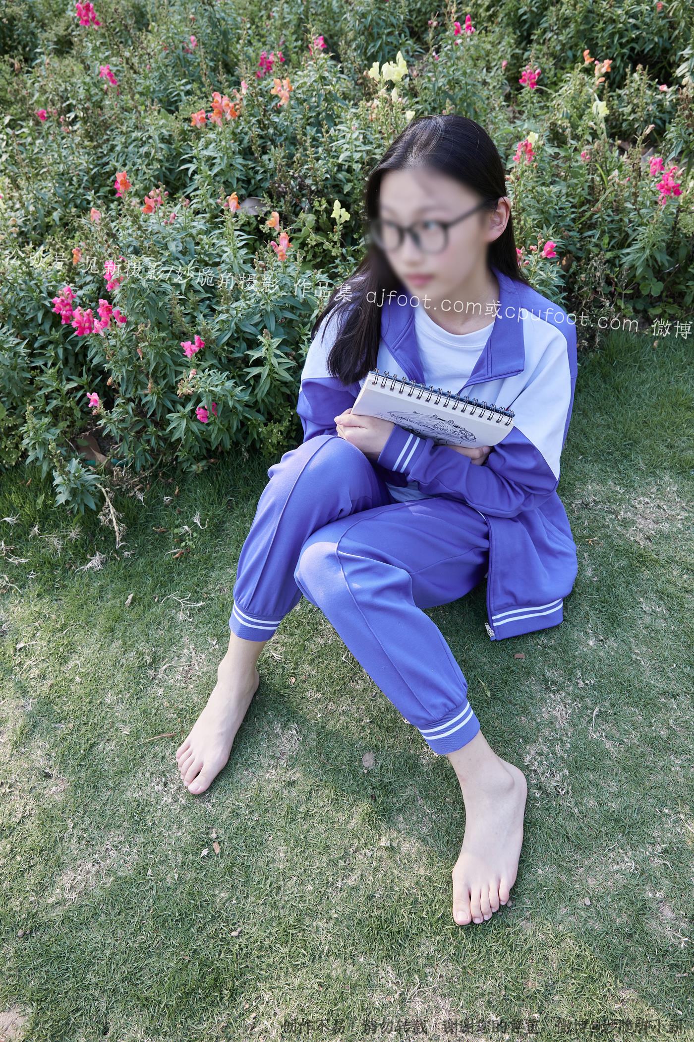 图片[88]-[见新摄影]NO.011 梦回学生时代 公园校服棉袜裸足[295P – 速更版-美库