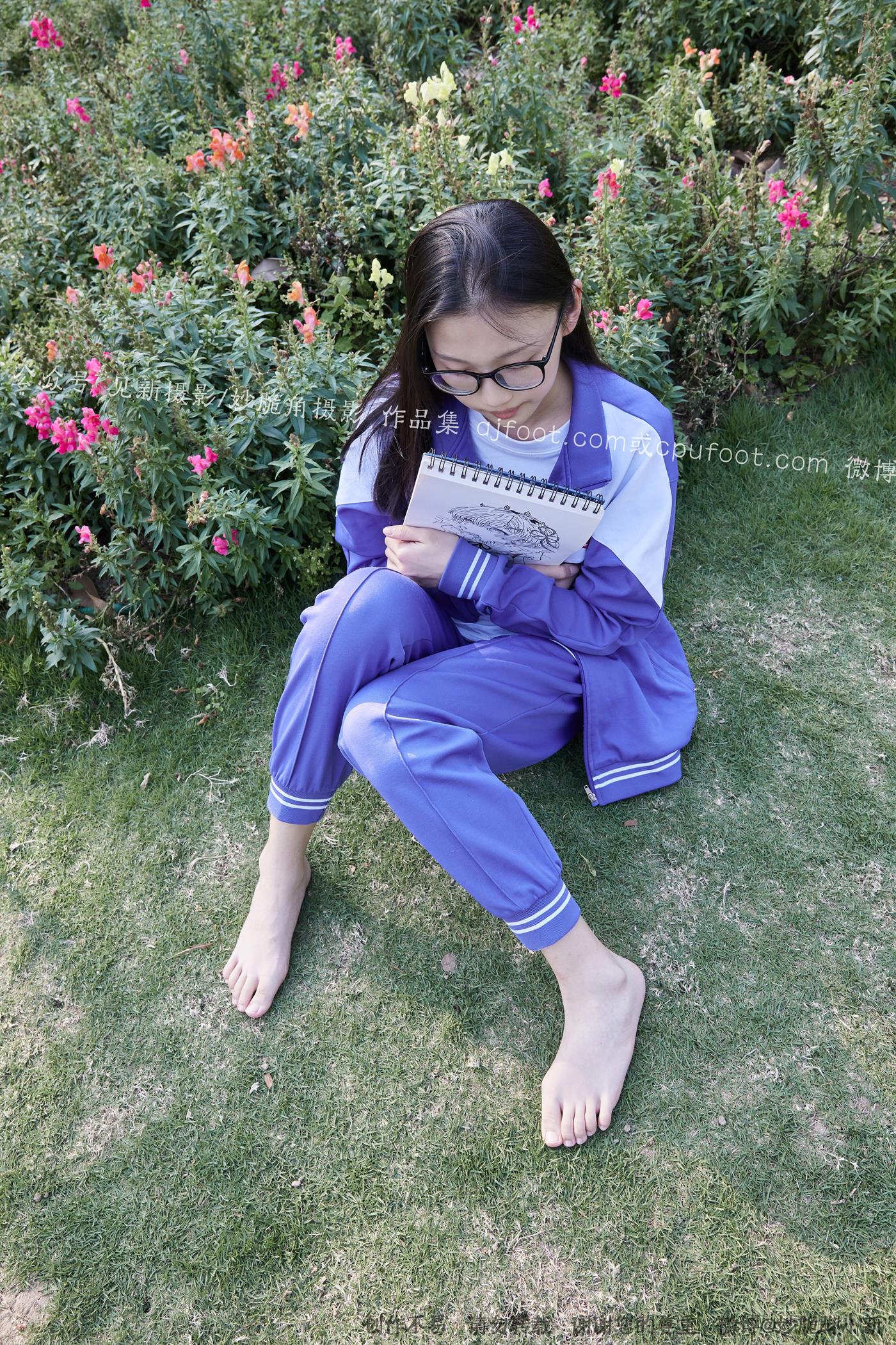 图片[89]-[见新摄影]NO.011 梦回学生时代 公园校服棉袜裸足[295P – 速更版-美库