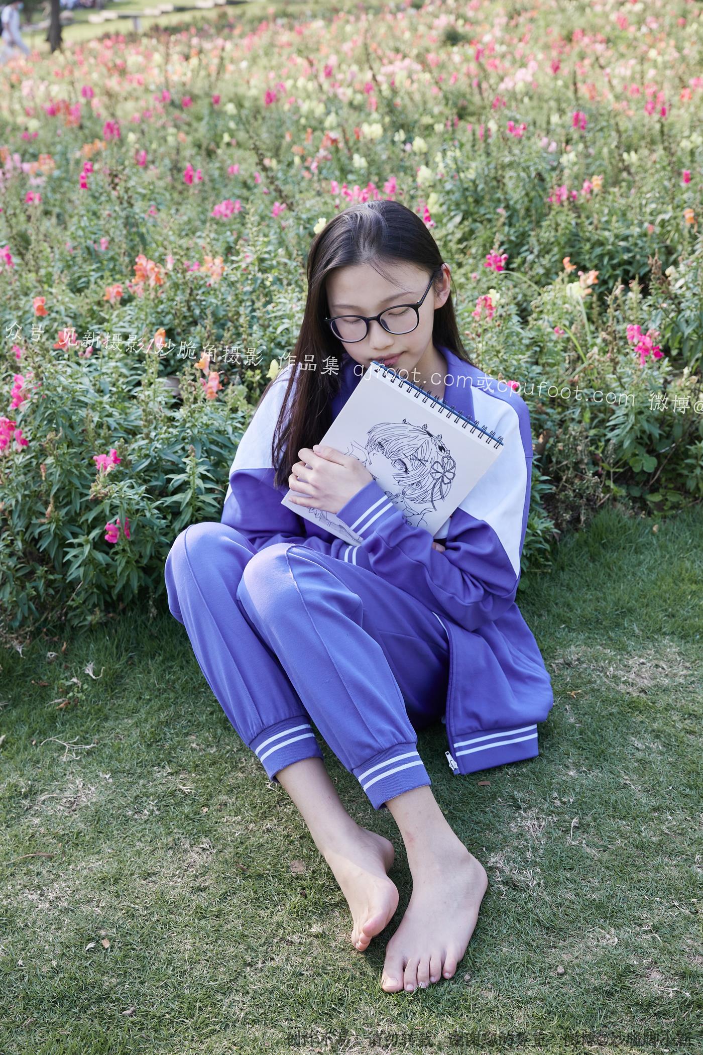 图片[90]-[见新摄影]NO.011 梦回学生时代 公园校服棉袜裸足[295P – 速更版-美库