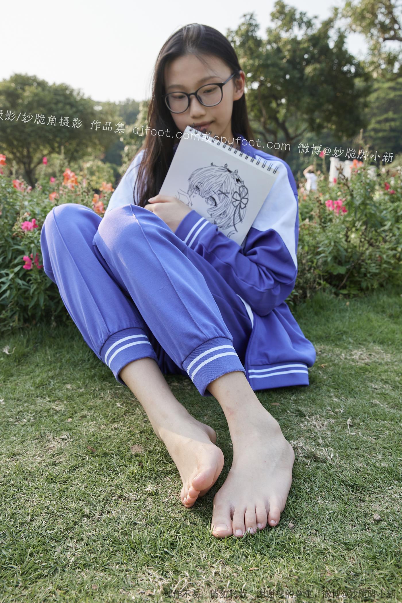 图片[92]-[见新摄影]NO.011 梦回学生时代 公园校服棉袜裸足[295P – 速更版-美库