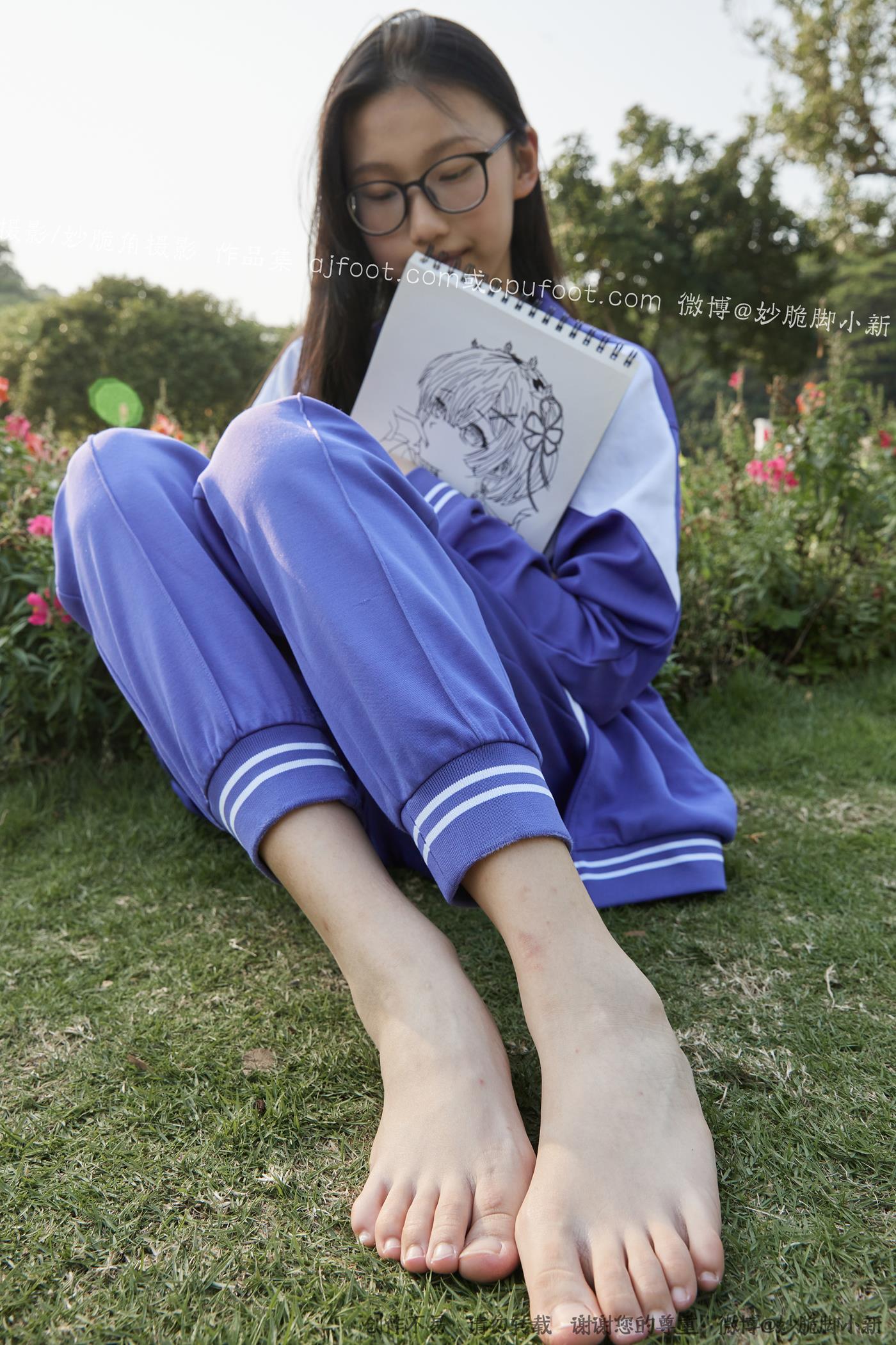 图片[93]-[见新摄影]NO.011 梦回学生时代 公园校服棉袜裸足[295P – 速更版-美库