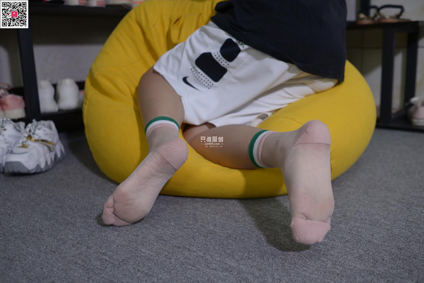 图片[84]-[只糖原创]NO.571 小米酱 想借你心头的月亮乘进一片浪漫[149P] – 速更版-美库