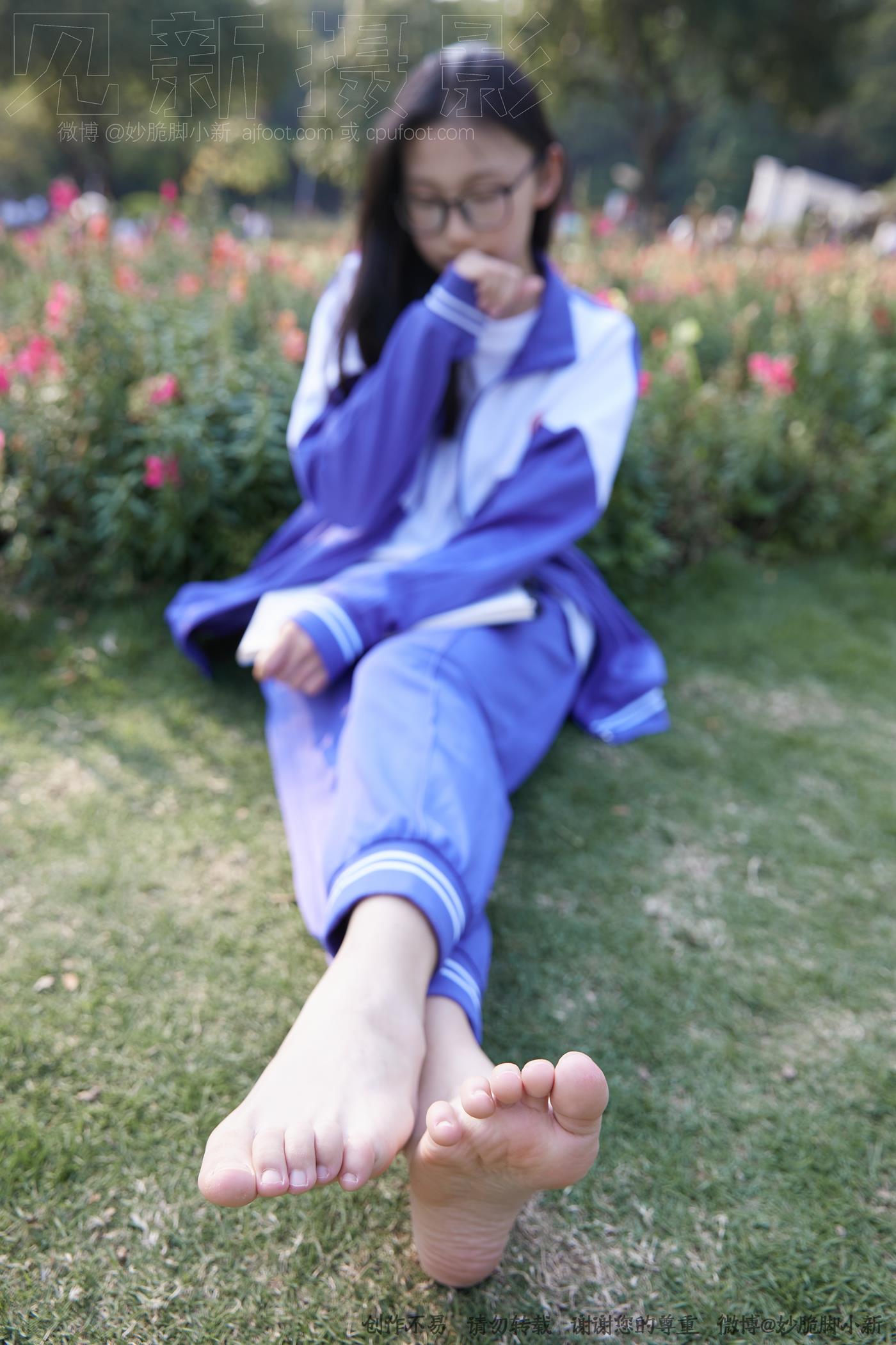 图片[143]-[见新摄影]NO.011 梦回学生时代 公园校服棉袜裸足[295P – 速更版-美库