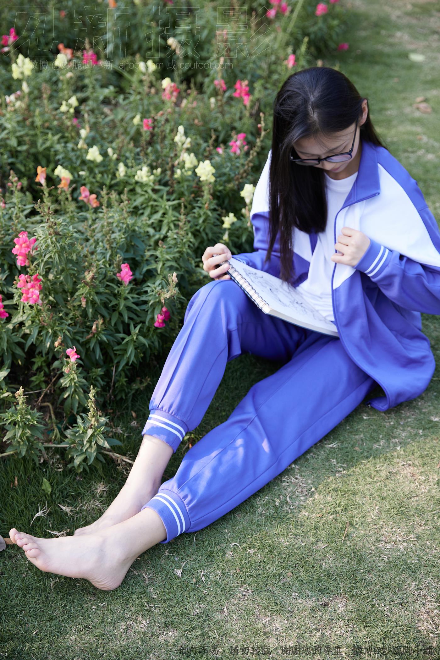 图片[145]-[见新摄影]NO.011 梦回学生时代 公园校服棉袜裸足[295P – 速更版-美库