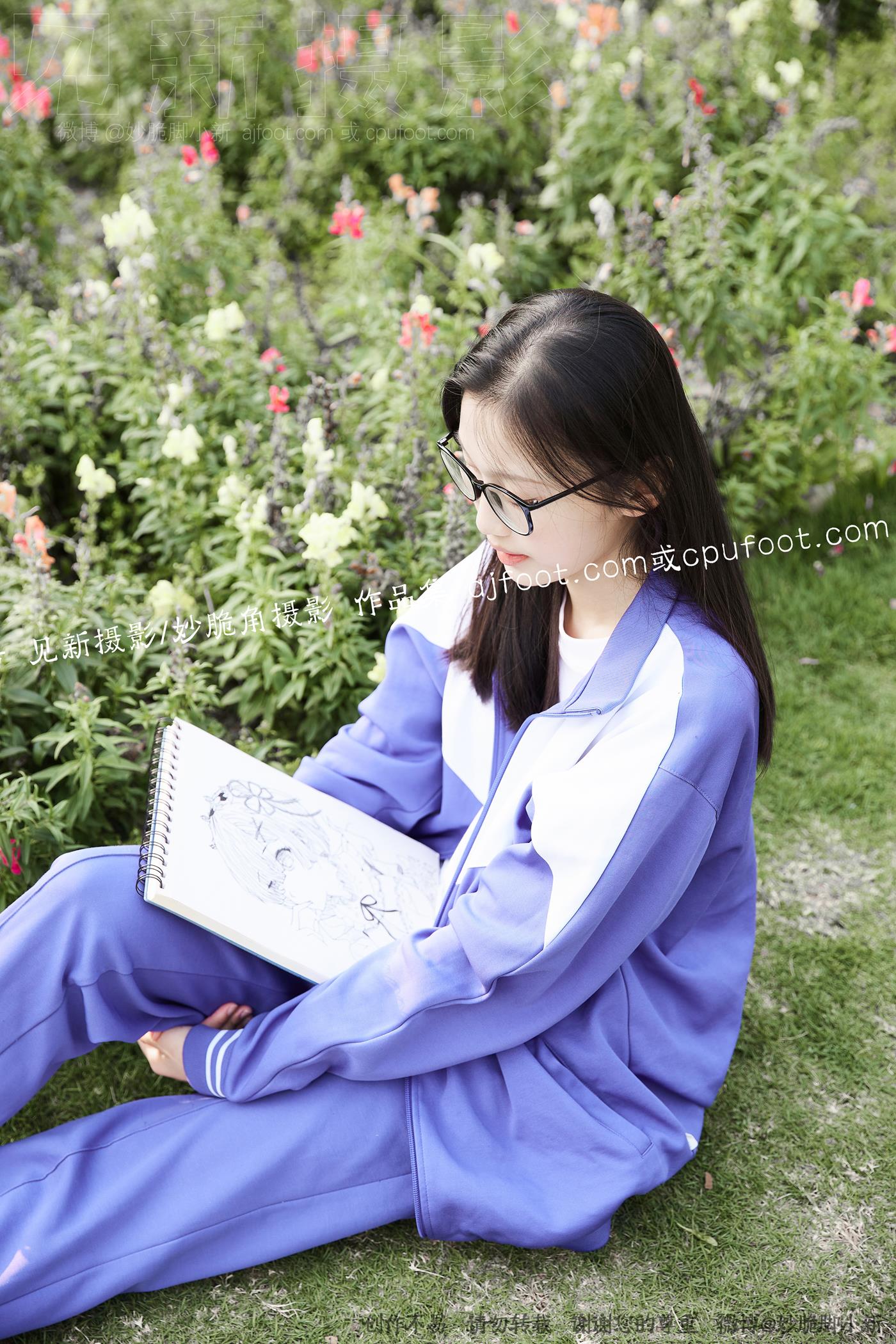 图片[149]-[见新摄影]NO.011 梦回学生时代 公园校服棉袜裸足[295P – 速更版-美库