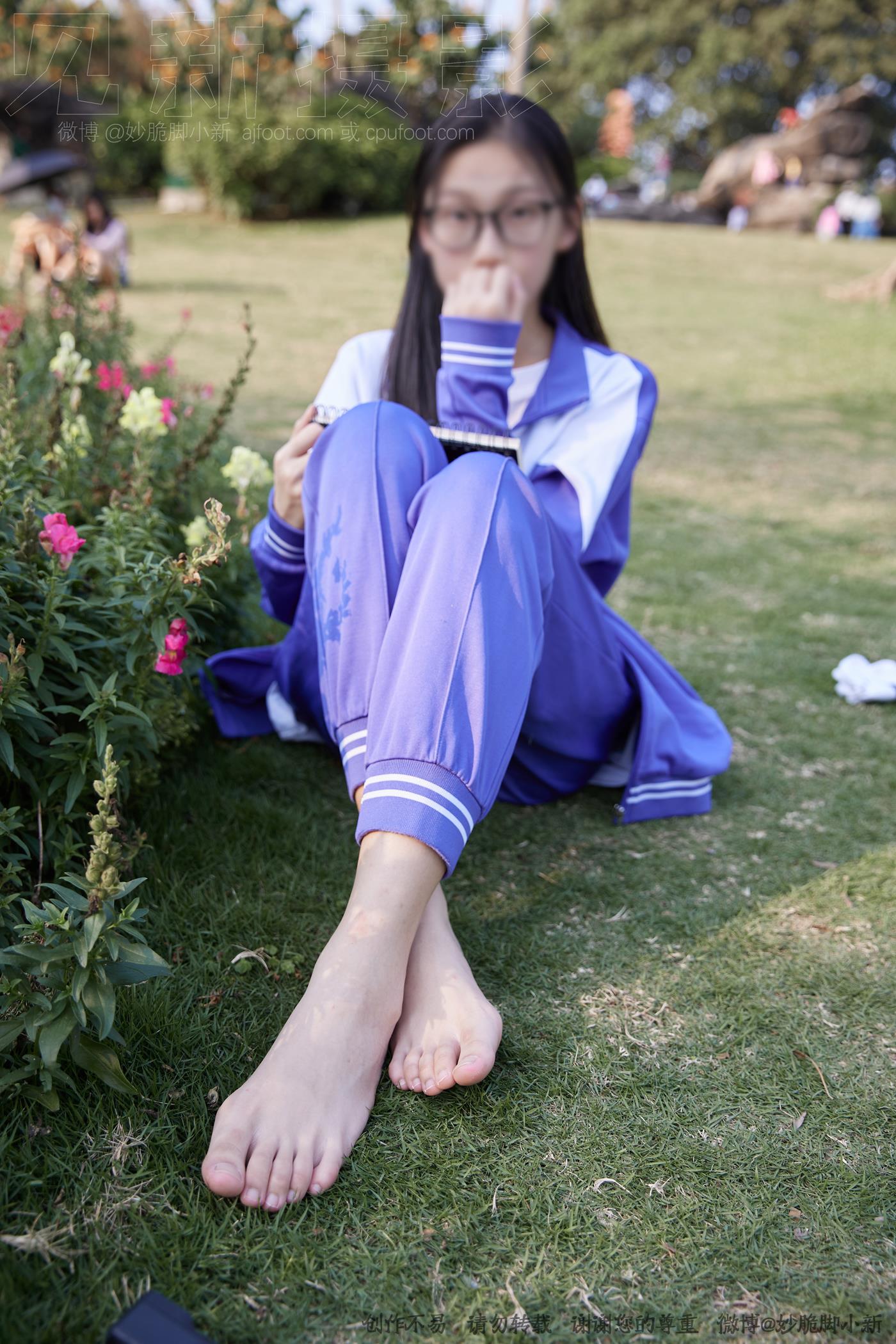 图片[167]-[见新摄影]NO.011 梦回学生时代 公园校服棉袜裸足[295P – 速更版-美库