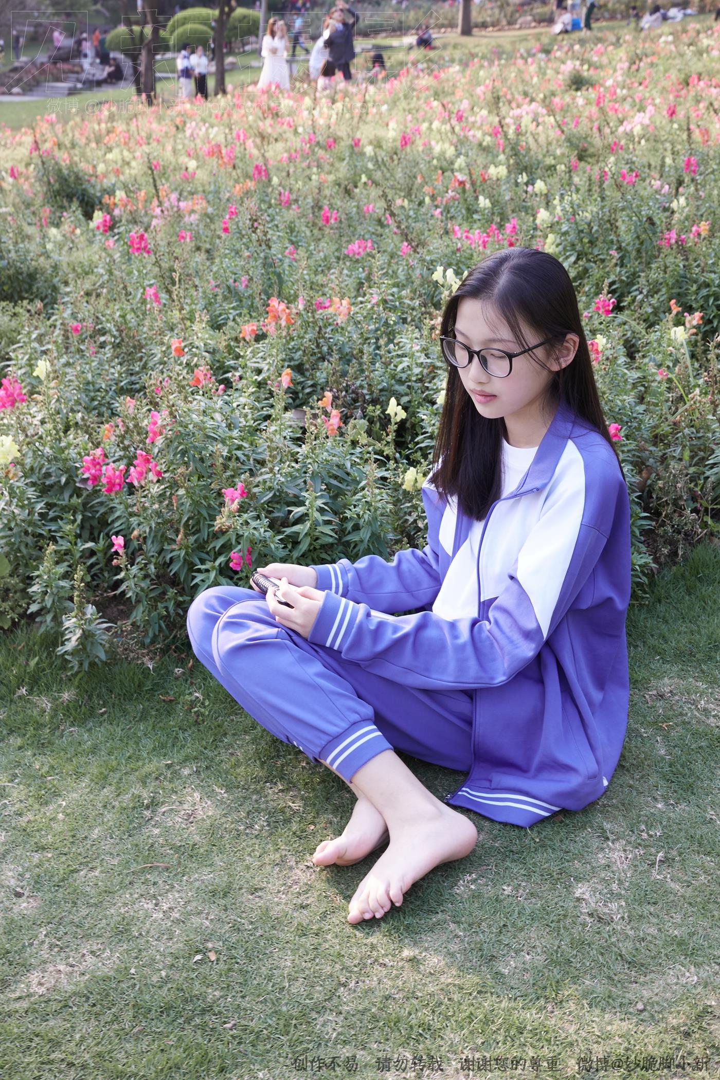 图片[171]-[见新摄影]NO.011 梦回学生时代 公园校服棉袜裸足[295P – 速更版-美库