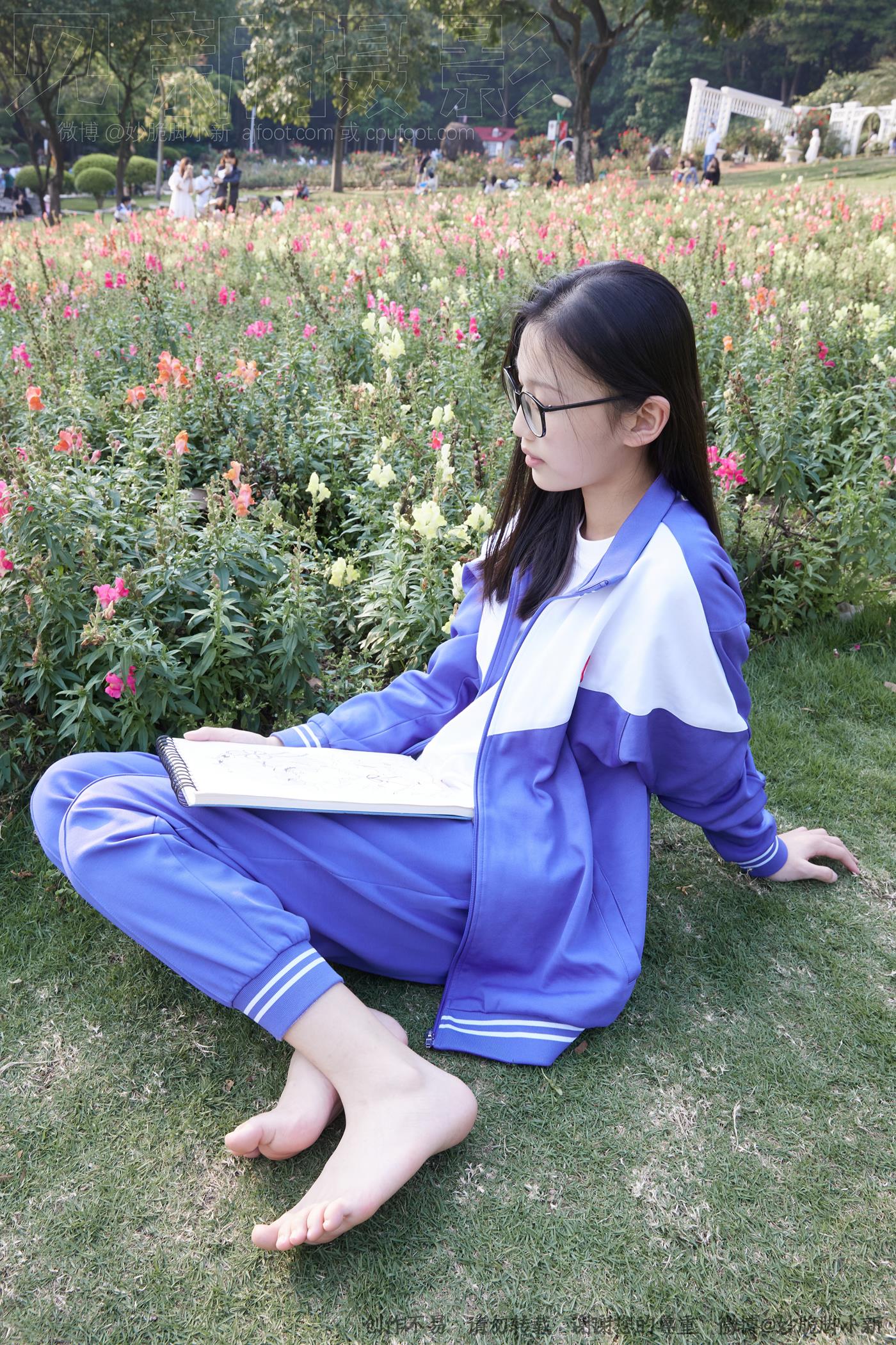 图片[175]-[见新摄影]NO.011 梦回学生时代 公园校服棉袜裸足[295P – 速更版-美库