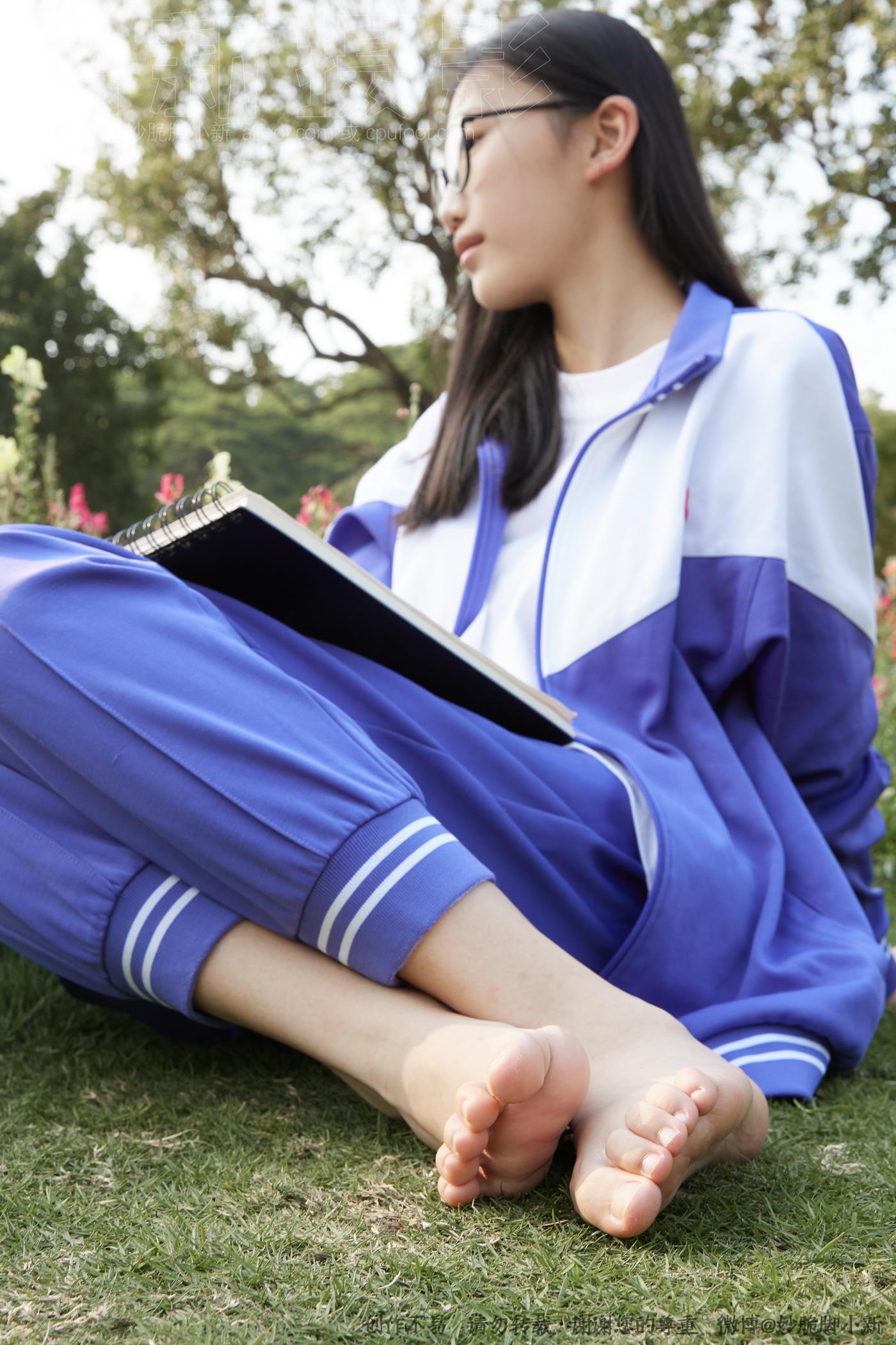 图片[182]-[见新摄影]NO.011 梦回学生时代 公园校服棉袜裸足[295P – 速更版-美库