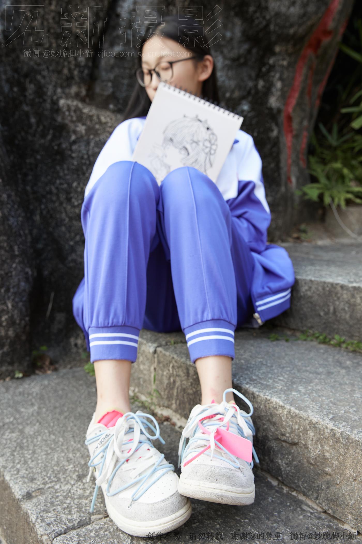 图片[224]-[见新摄影]NO.011 梦回学生时代 公园校服棉袜裸足[295P – 速更版-美库