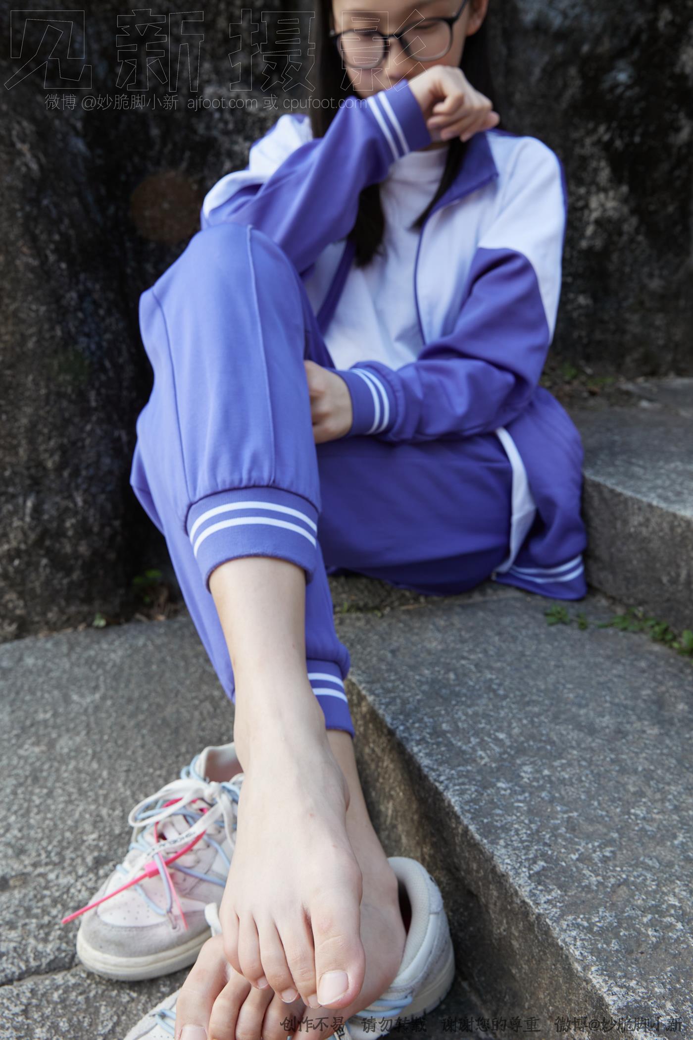 图片[259]-[见新摄影]NO.011 梦回学生时代 公园校服棉袜裸足[295P – 速更版-美库
