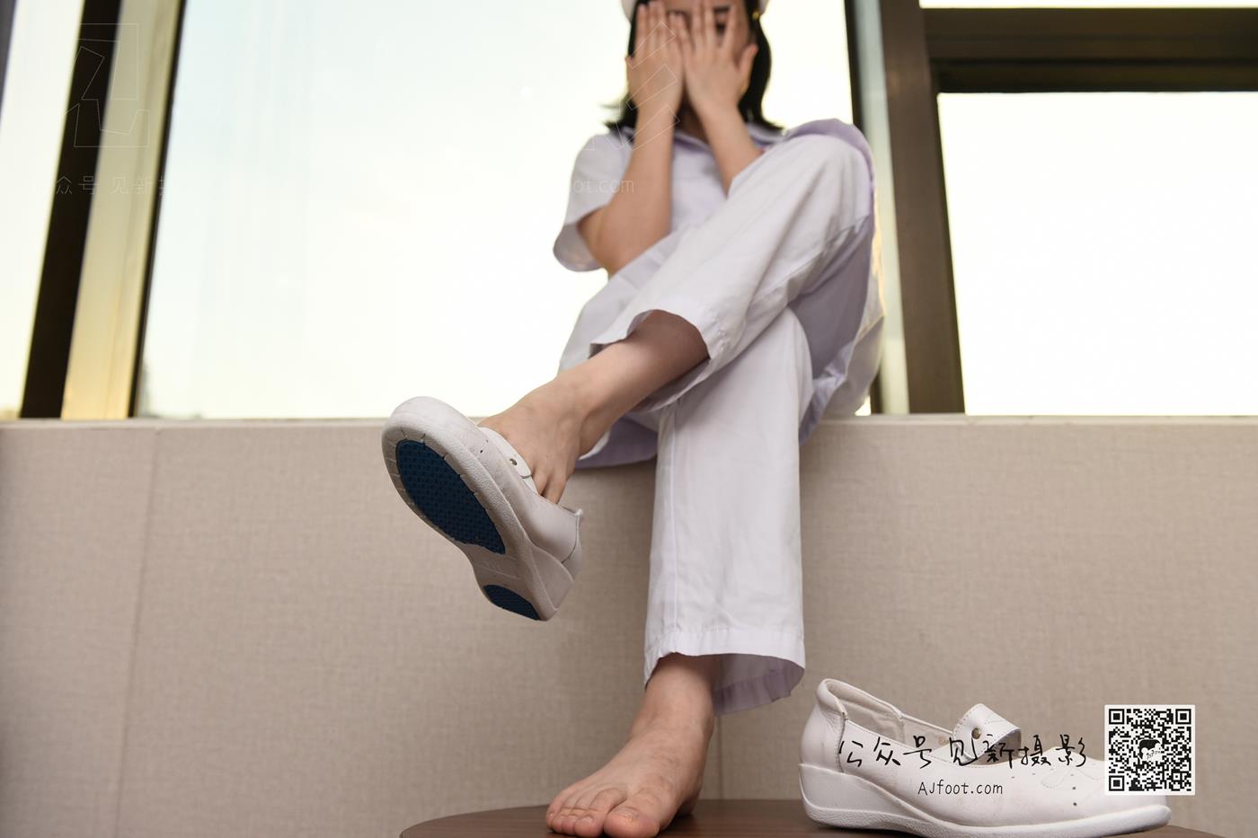 图片[33]-[见新摄影]NO.012 985医科大学护理美女[131P] – 速更版-美库