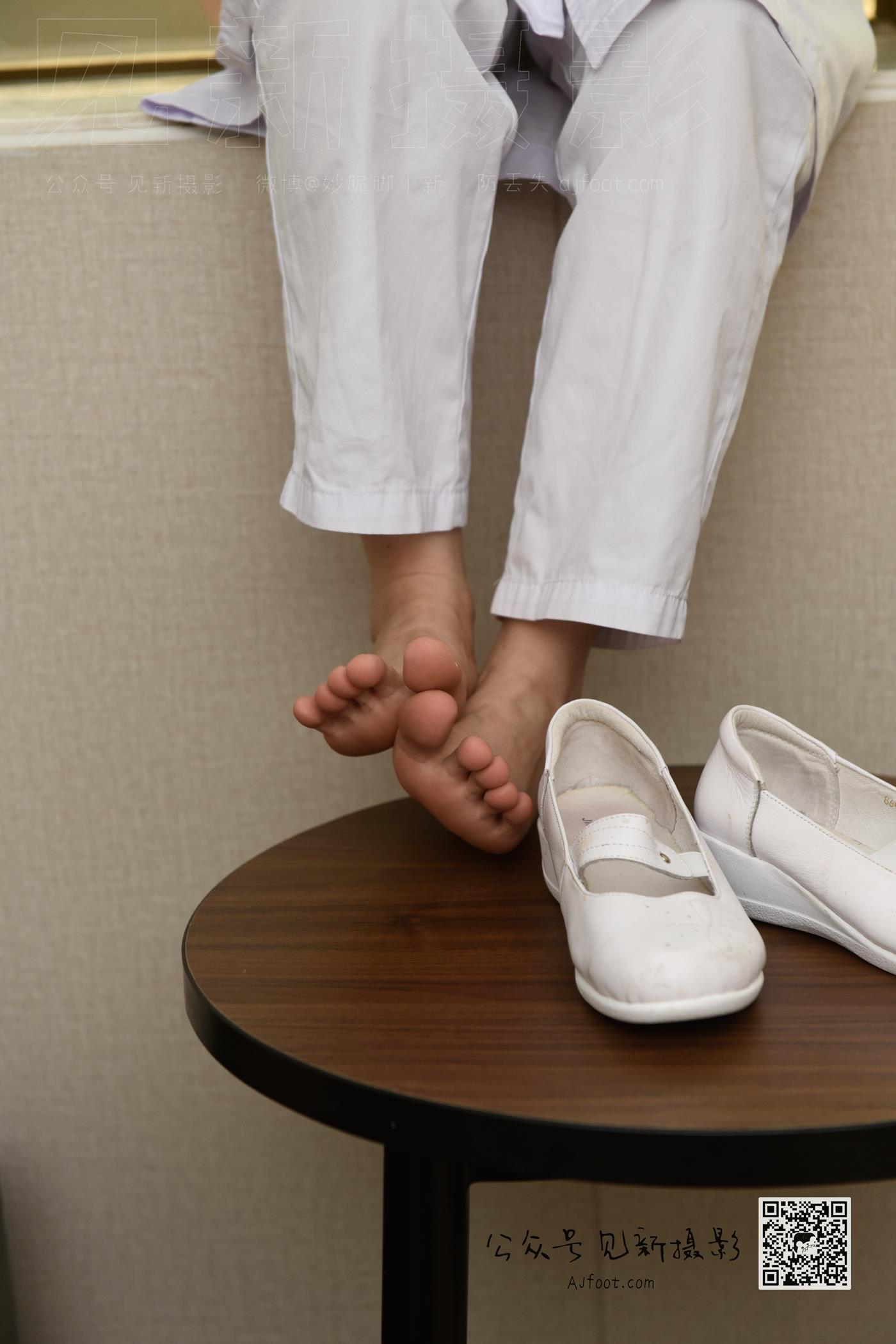 图片[47]-[见新摄影]NO.012 985医科大学护理美女[131P] – 速更版-美库