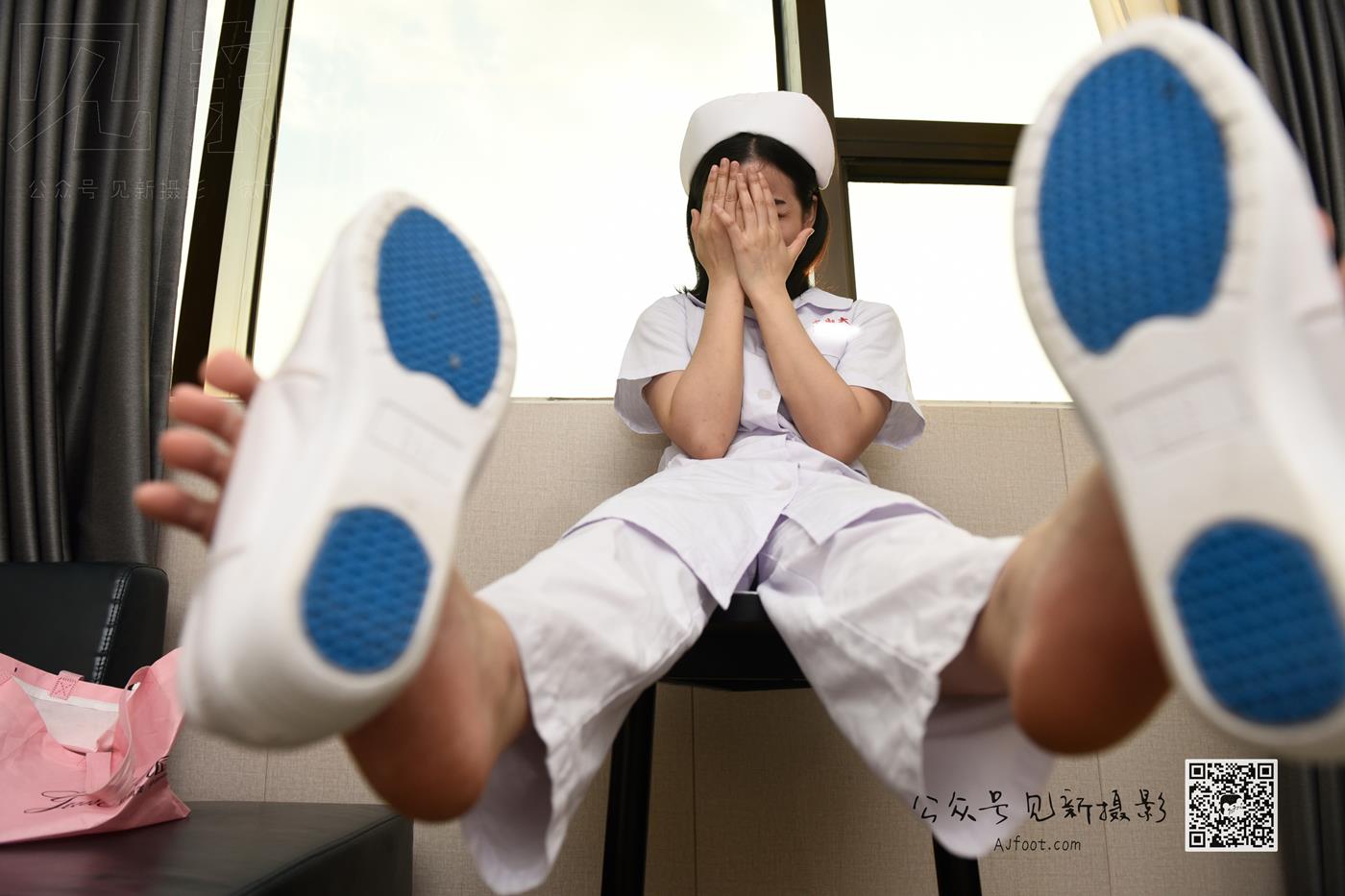 图片[61]-[见新摄影]NO.012 985医科大学护理美女[131P] – 速更版-美库