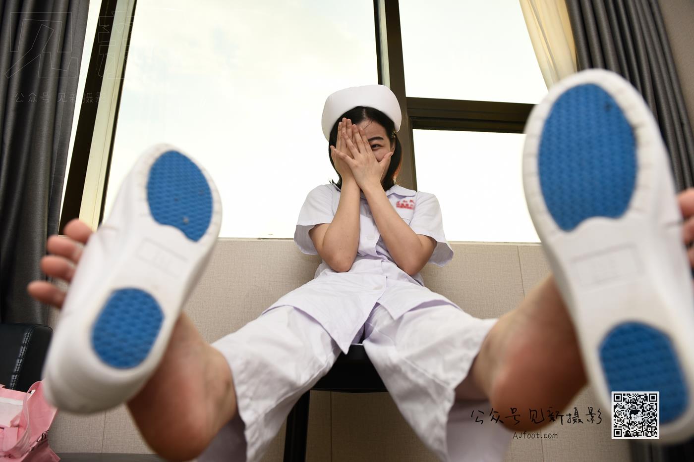 图片[65]-[见新摄影]NO.012 985医科大学护理美女[131P] – 速更版-美库