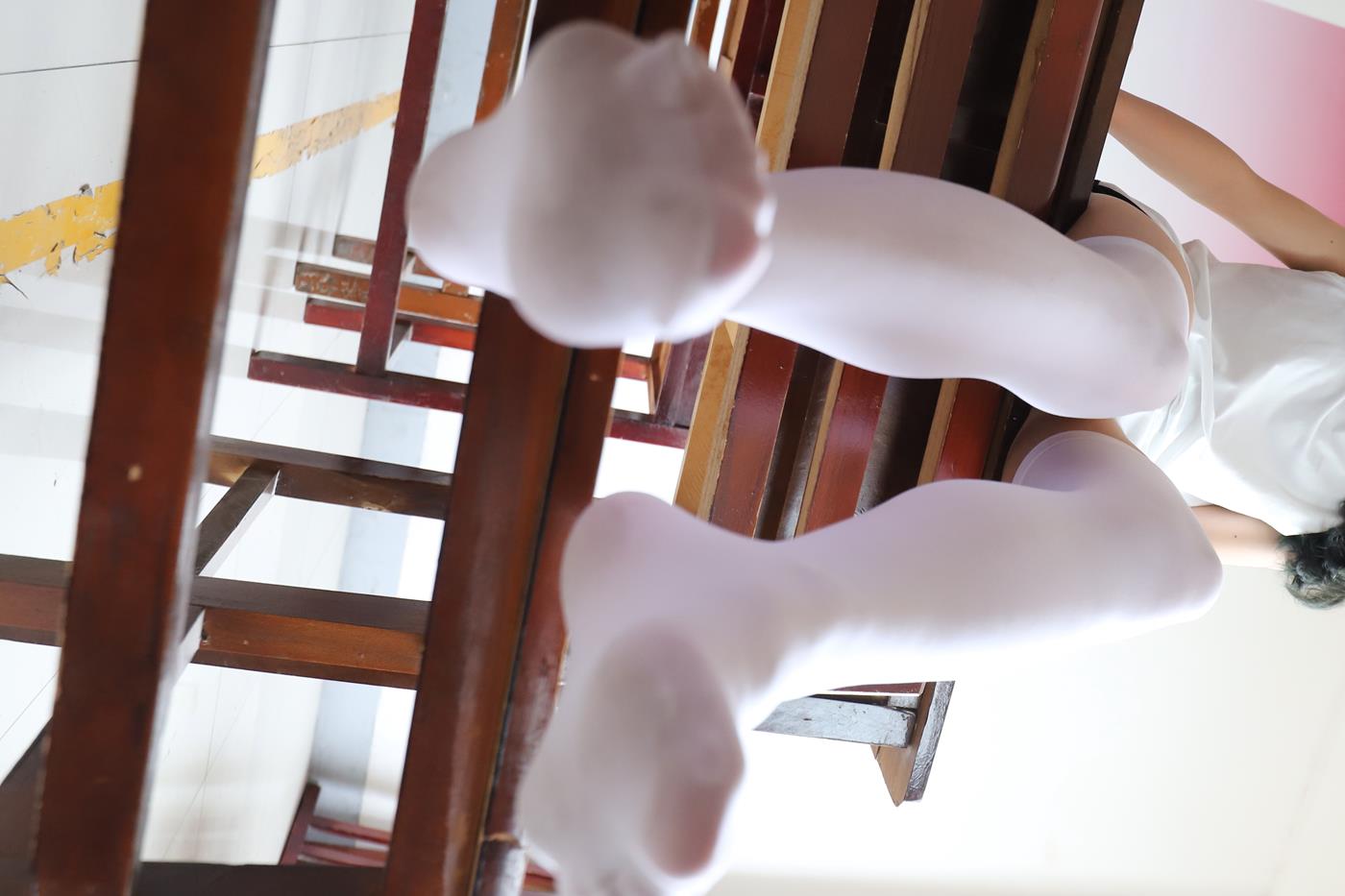 图片[39]-大西瓜爱牙膏-2019 9X活动 模特2（二） 教室过膝白丝 (3) [50P] – 速更版-美库