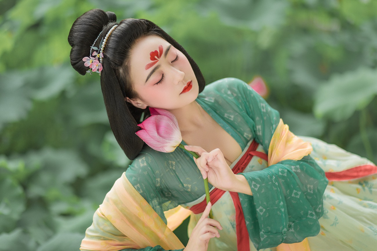 图片[12]-[YITUYU艺图语] 2022.01.14 荷 徐悦尔 [23P] – 速更版-美库