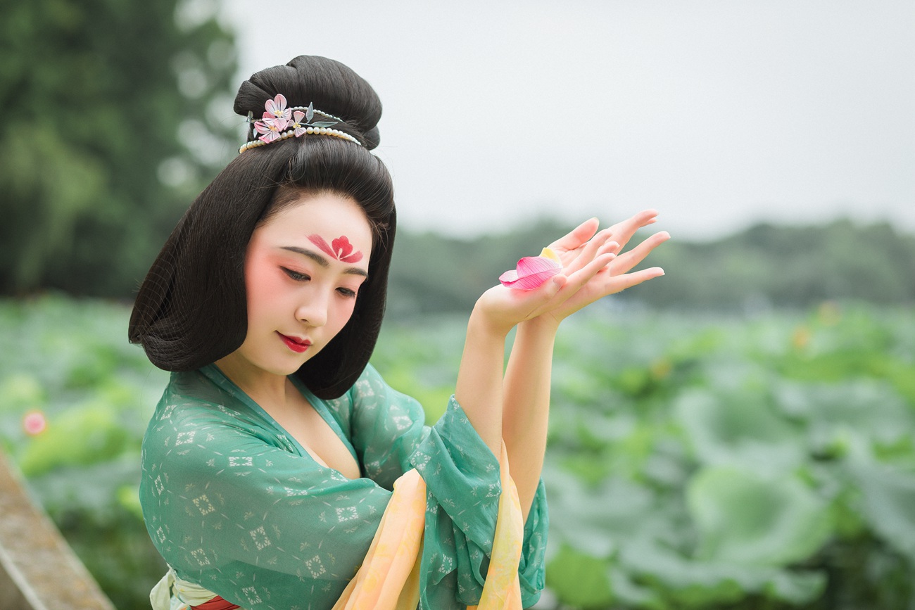 图片[24]-[YITUYU艺图语] 2022.01.14 荷 徐悦尔 [23P] – 速更版-美库